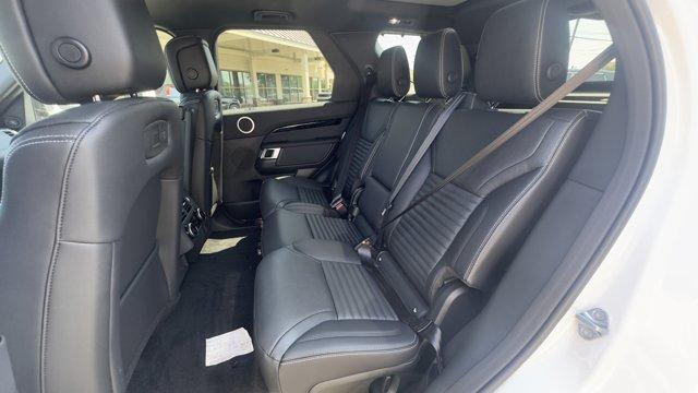 new 2025 Land Rover Discovery car, priced at $64,393