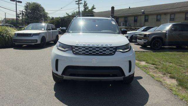 new 2025 Land Rover Discovery car, priced at $64,393