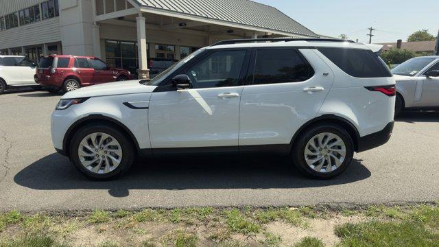 new 2025 Land Rover Discovery car, priced at $64,393