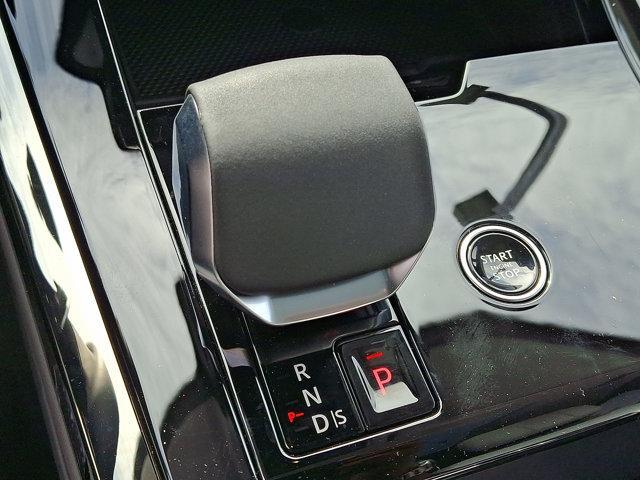 new 2025 Land Rover Range Rover Sport car, priced at $140,925