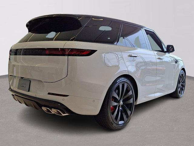 new 2025 Land Rover Range Rover Sport car, priced at $125,105