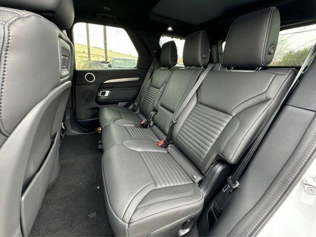 new 2025 Land Rover Discovery car, priced at $80,053