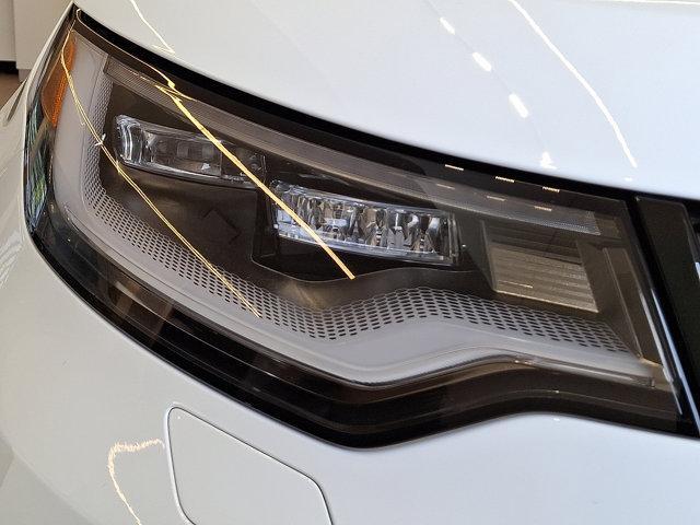 new 2025 Land Rover Discovery car, priced at $80,053