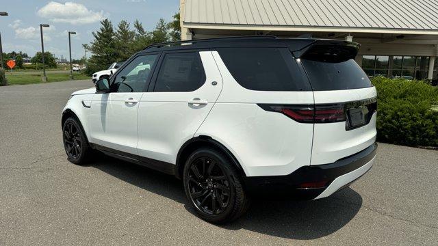 new 2025 Land Rover Discovery car, priced at $75,218