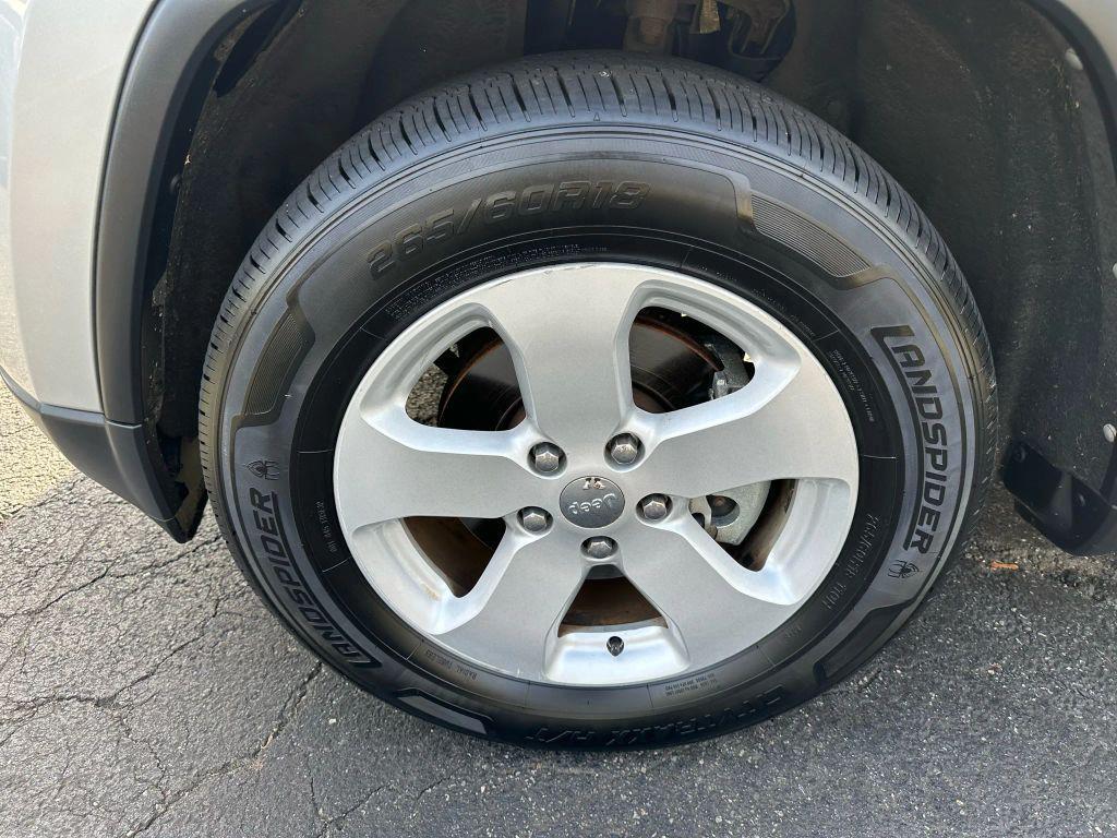 used 2011 Jeep Grand Cherokee car, priced at $7,990