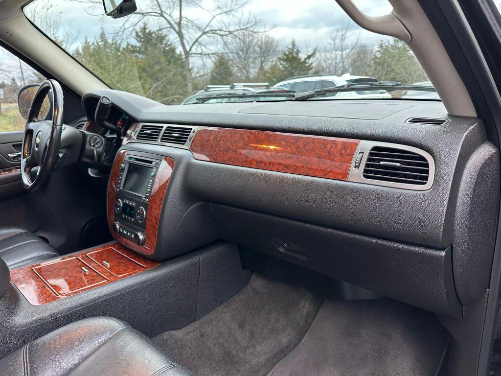 used 2008 Chevrolet Suburban car, priced at $11,990