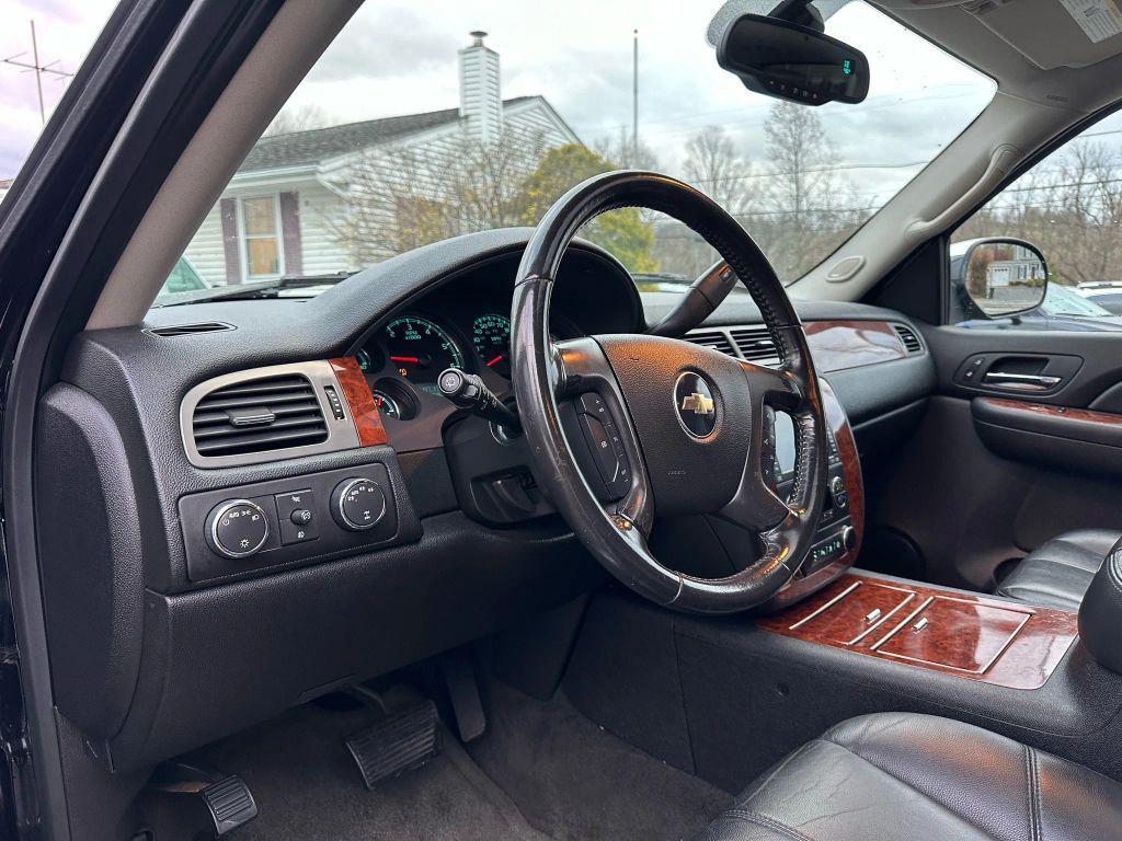 used 2008 Chevrolet Suburban car, priced at $11,990