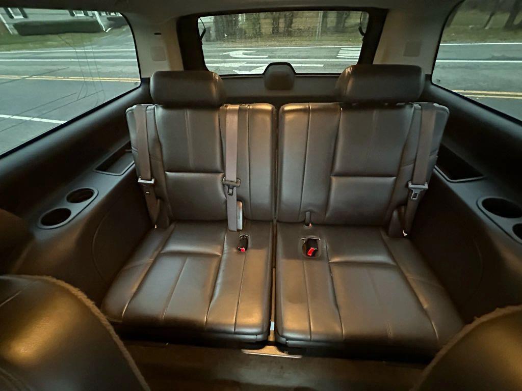 used 2008 Chevrolet Suburban car, priced at $11,990