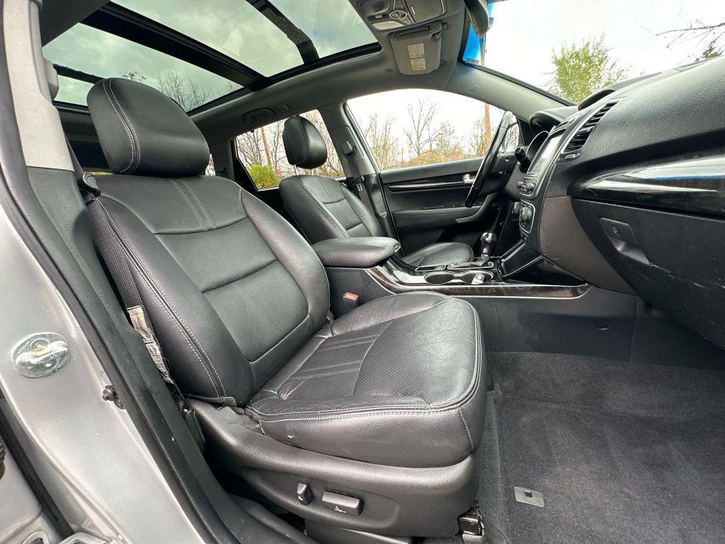 used 2014 Kia Sorento car, priced at $7,990