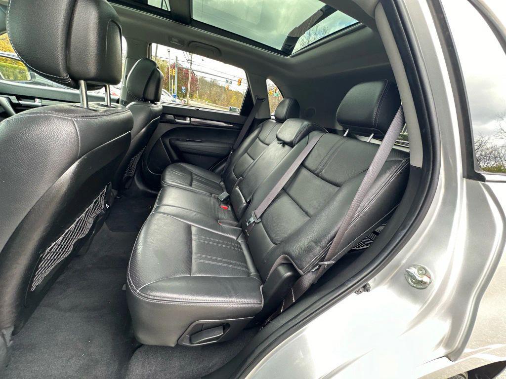 used 2014 Kia Sorento car, priced at $7,990