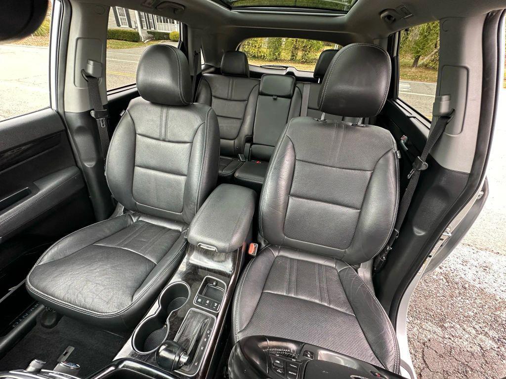 used 2014 Kia Sorento car, priced at $7,990