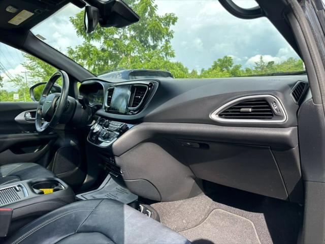 used 2018 Chrysler Pacifica car, priced at $19,990