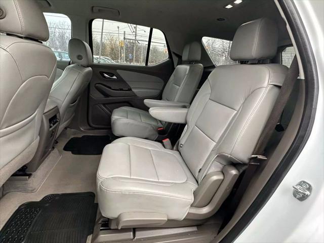 used 2020 Chevrolet Traverse car, priced at $22,990