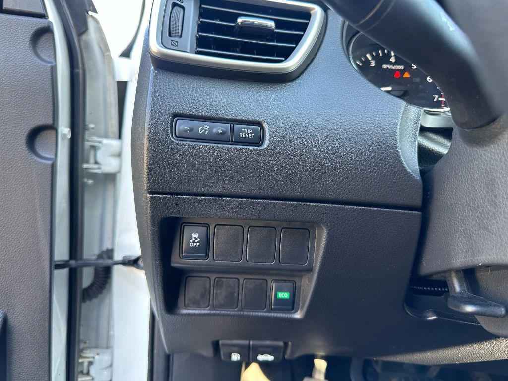 used 2019 Nissan Rogue Sport car, priced at $8,990