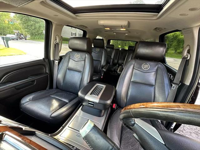 used 2014 Cadillac Escalade ESV car, priced at $14,990