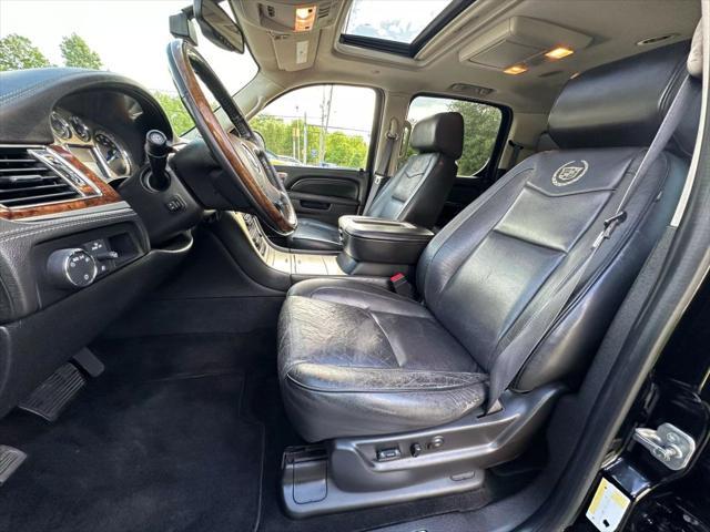 used 2014 Cadillac Escalade ESV car, priced at $14,990