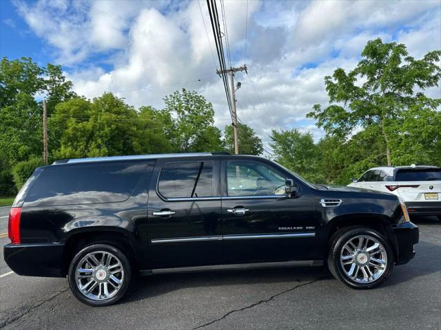 used 2014 Cadillac Escalade ESV car, priced at $14,990