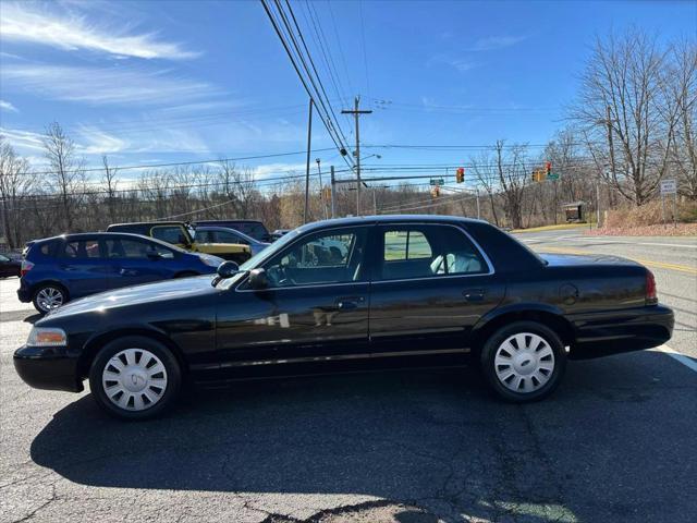 used 2007 Ford Crown Victoria car, priced at $5,990