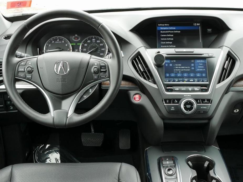 used 2020 Acura MDX car, priced at $26,492