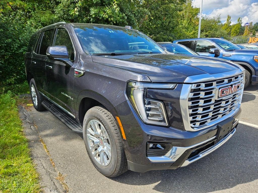 used 2025 GMC Yukon car, priced at $78,592