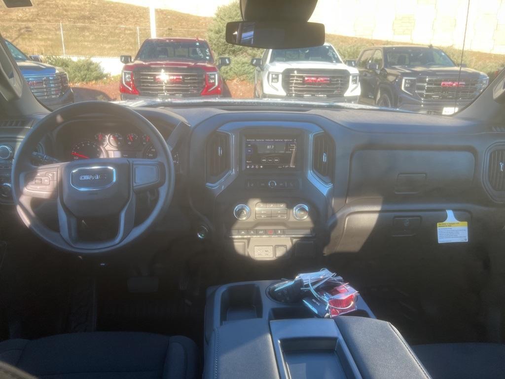 new 2025 GMC Sierra 1500 car, priced at $47,190