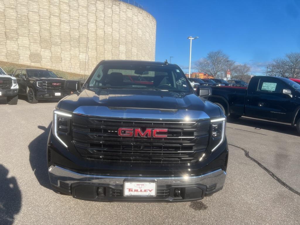 new 2025 GMC Sierra 1500 car, priced at $45,380