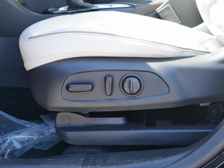 used 2024 Buick Encore GX car, priced at $27,850