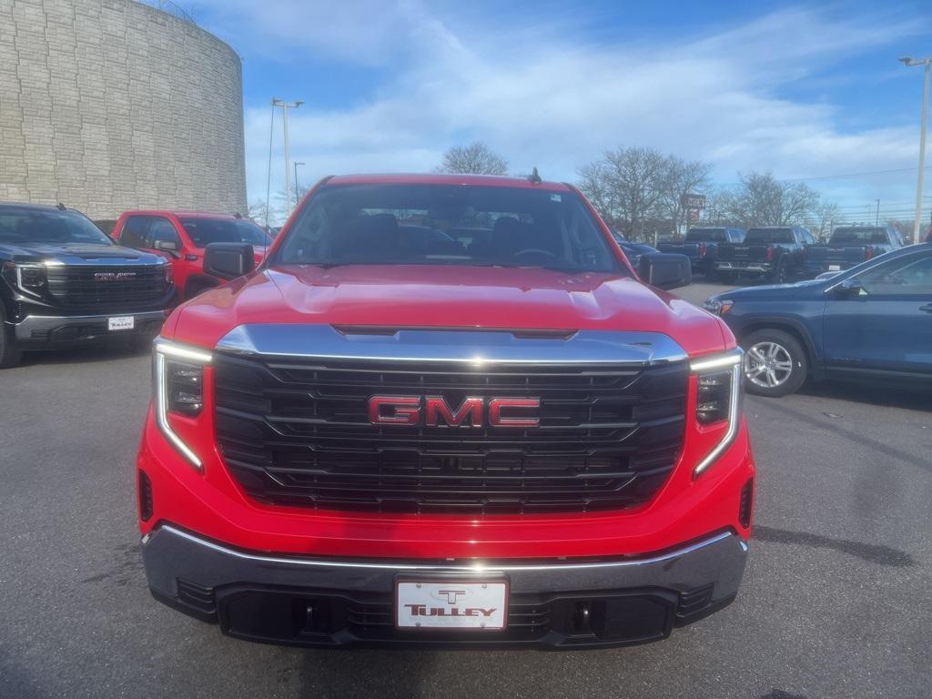 new 2025 GMC Sierra 1500 car, priced at $47,320