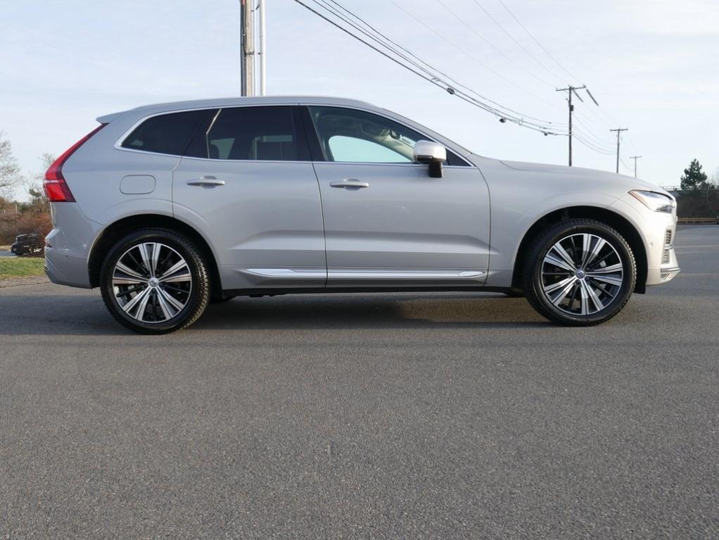 used 2022 Volvo XC60 car, priced at $32,250