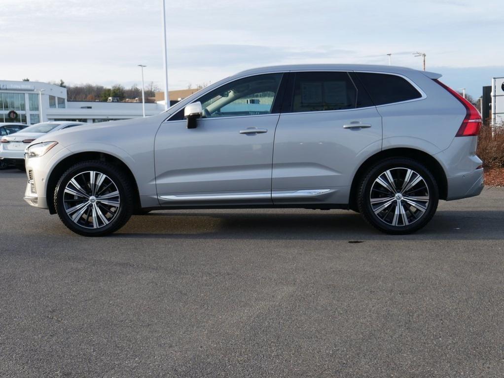 used 2022 Volvo XC60 car, priced at $32,250