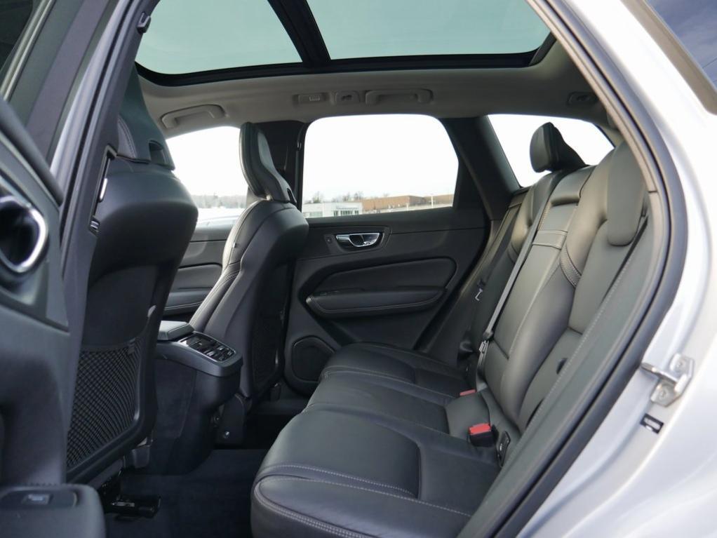 used 2022 Volvo XC60 car, priced at $32,250