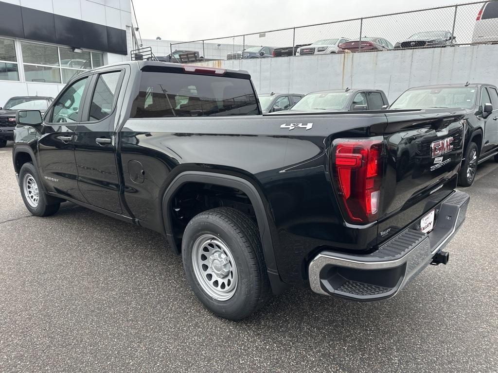 new 2025 GMC Sierra 1500 car, priced at $47,685