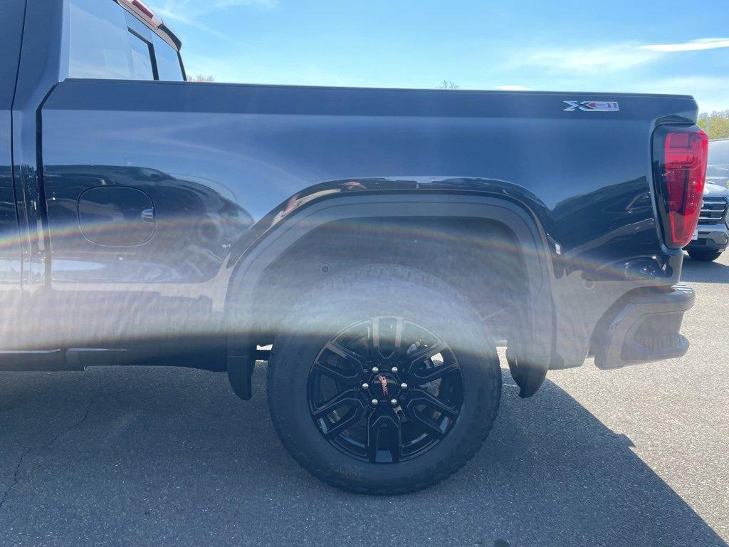 new 2025 GMC Sierra 1500 car, priced at $55,255