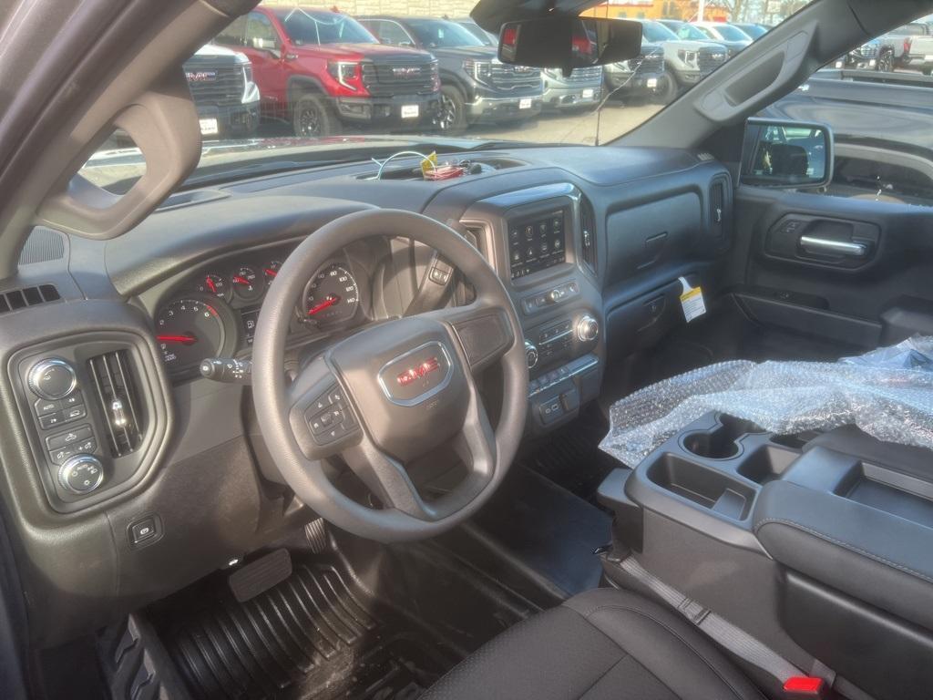 new 2025 GMC Sierra 1500 car, priced at $47,320