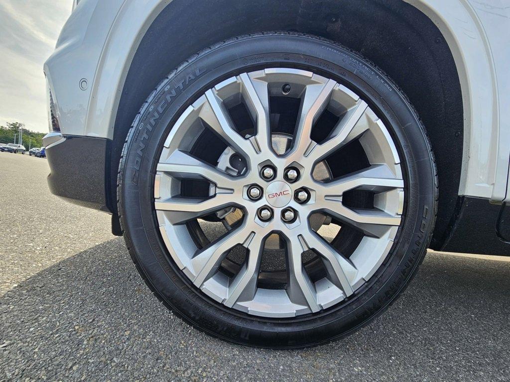 used 2024 GMC Acadia car, priced at $49,979