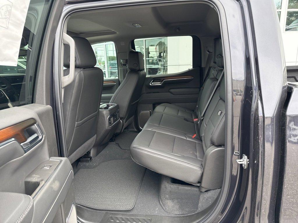 new 2025 GMC Sierra 1500 car, priced at $71,145