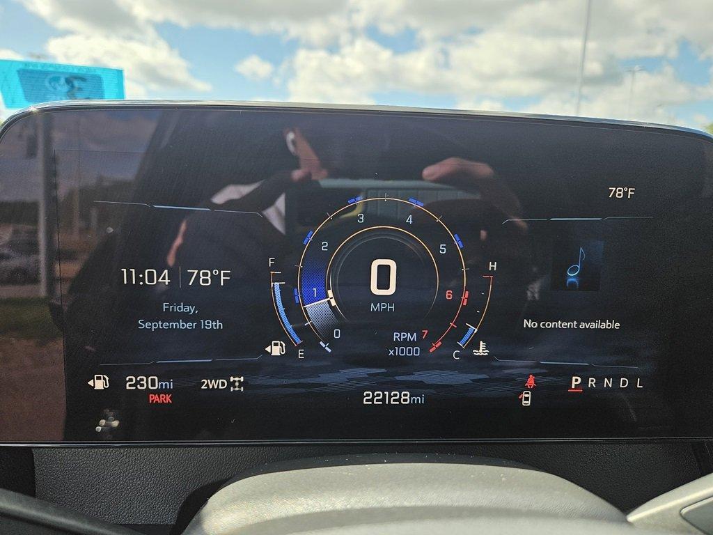 used 2025 Chevrolet Traverse car, priced at $37,916