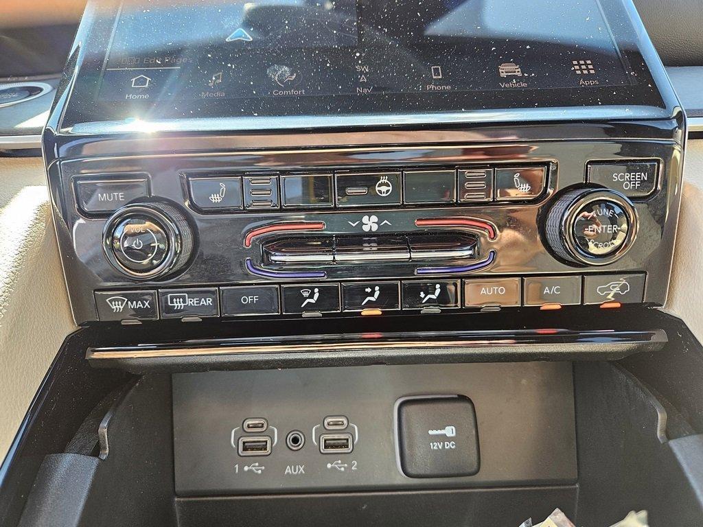 used 2023 Jeep Grand Cherokee L car, priced at $34,997