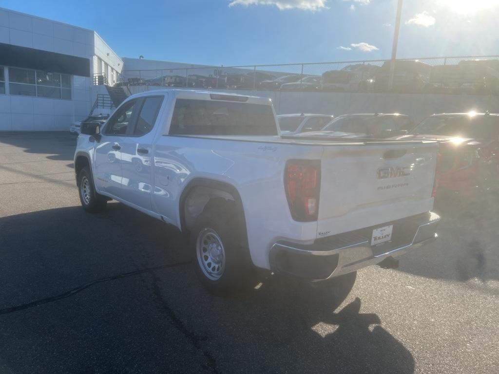 new 2025 GMC Sierra 1500 car, priced at $50,020