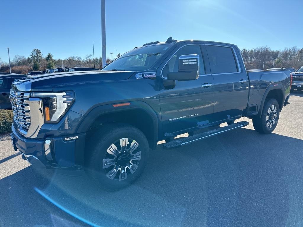 new 2025 GMC Sierra 2500 car, priced at $88,065