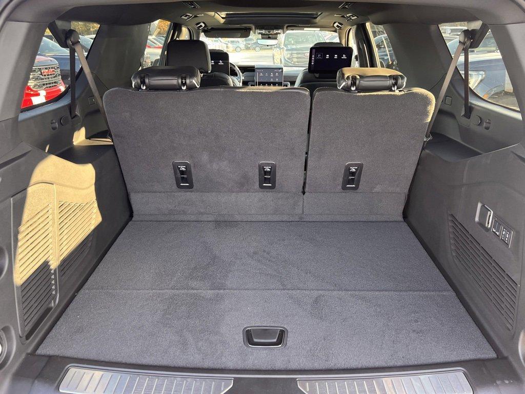 new 2025 GMC Yukon XL car, priced at $97,995