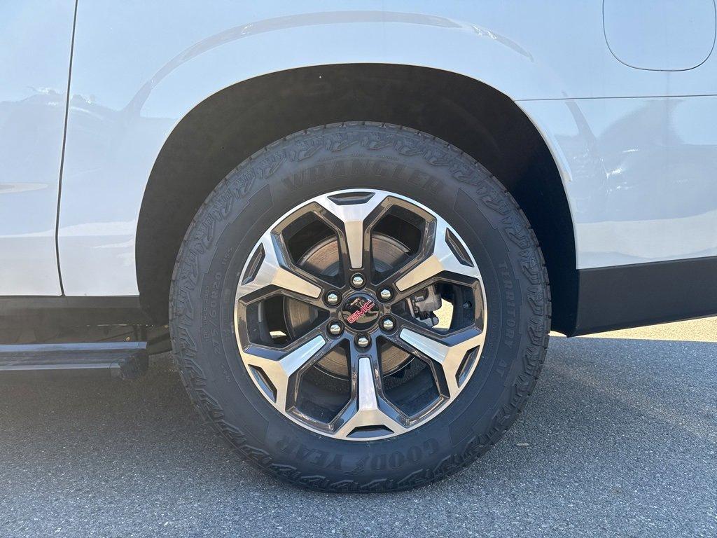 new 2025 GMC Yukon XL car, priced at $97,995