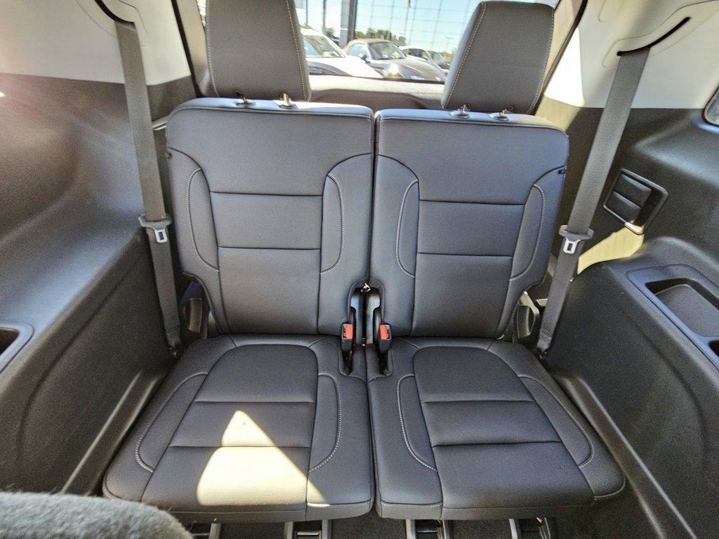 used 2023 GMC Acadia car, priced at $31,846