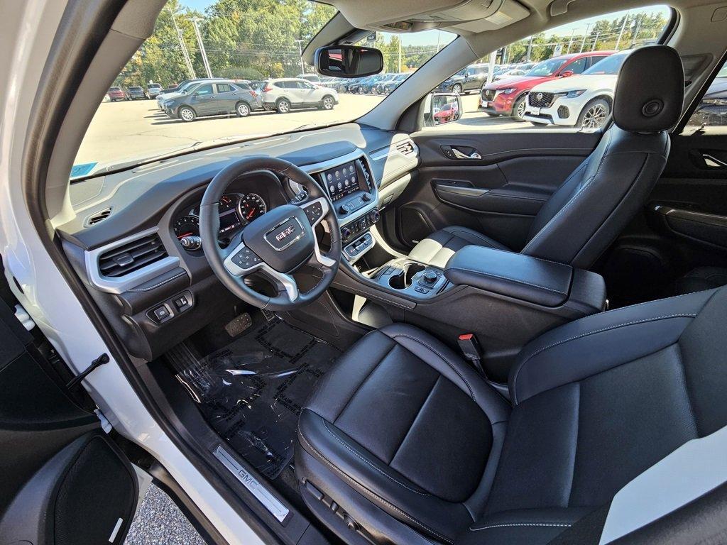 used 2023 GMC Acadia car, priced at $31,846