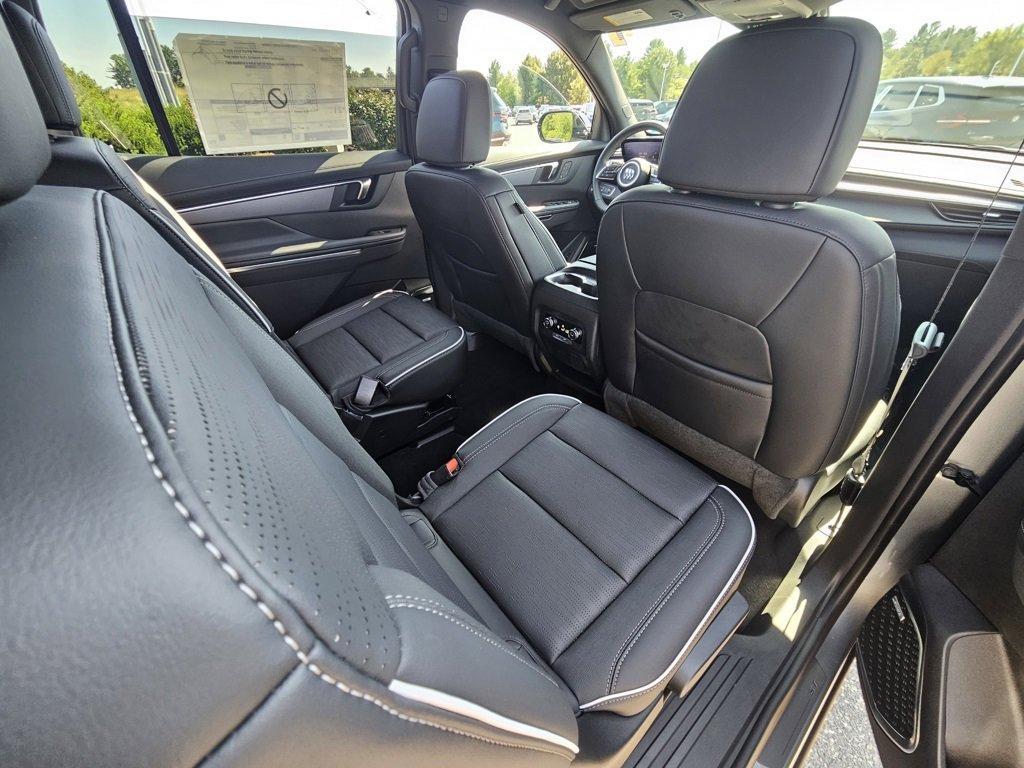 used 2025 Buick Enclave car, priced at $46,569