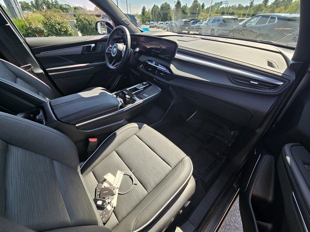 used 2025 Buick Enclave car, priced at $46,569