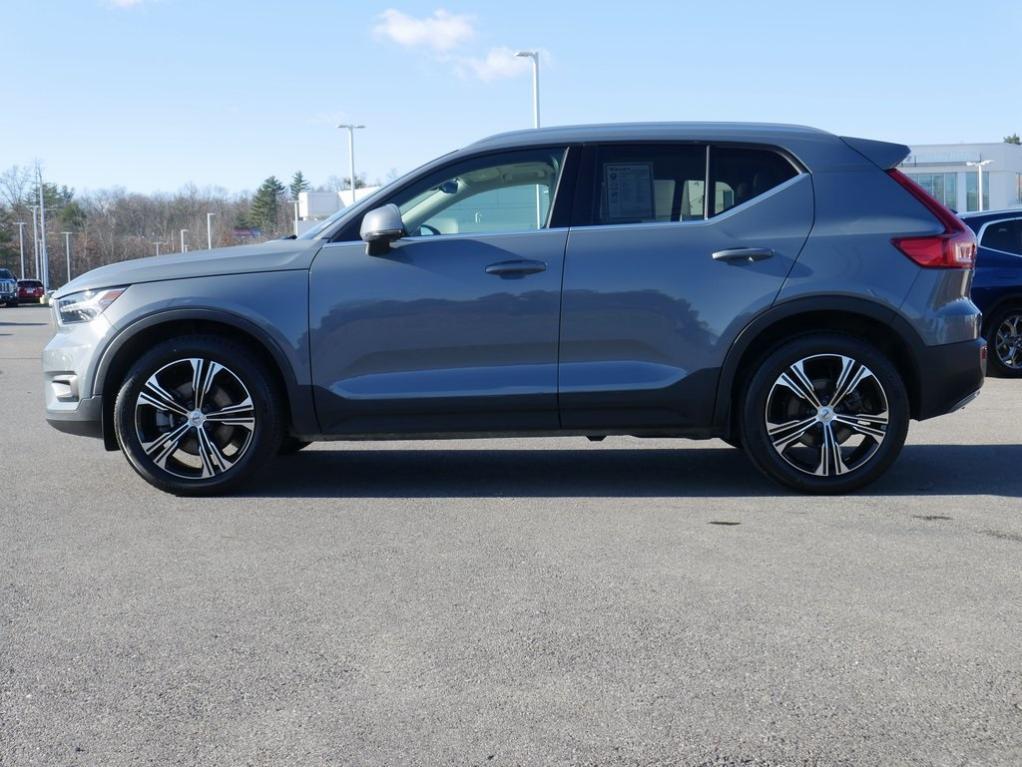 used 2021 Volvo XC40 car, priced at $27,120