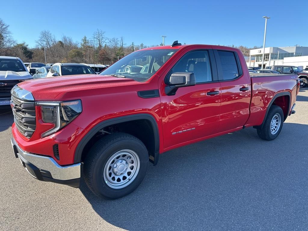 new 2025 GMC Sierra 1500 car, priced at $50,515