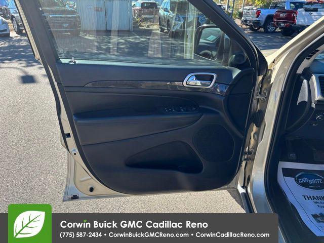 used 2011 Jeep Grand Cherokee car, priced at $8,998