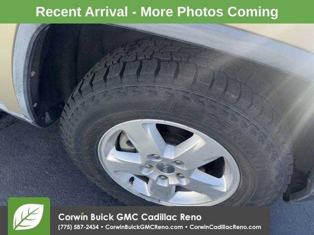 used 2011 Jeep Grand Cherokee car, priced at $8,998